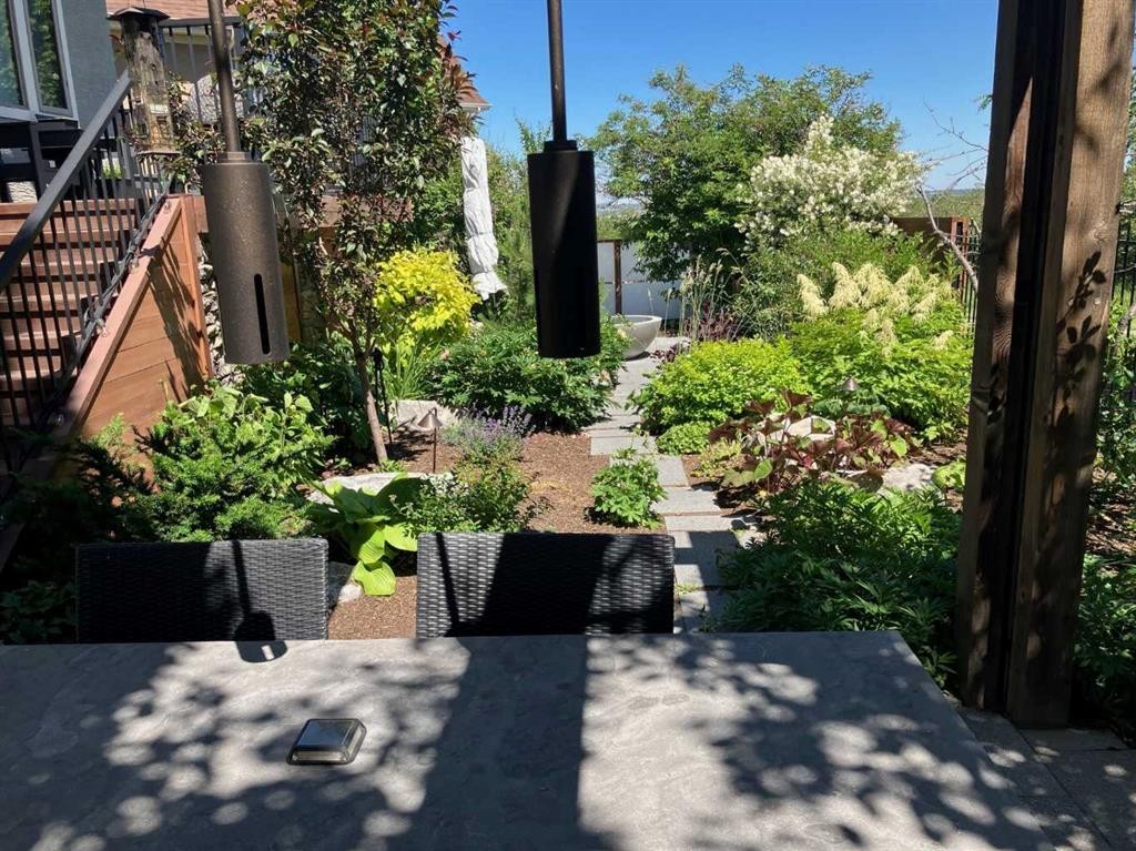 55 Cougar Plateau Circle Sw, Calgary, AB - Outdoor