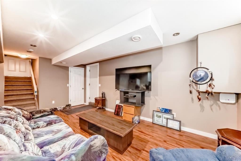 36 Castleglen Way Ne, Calgary, AB - Indoor