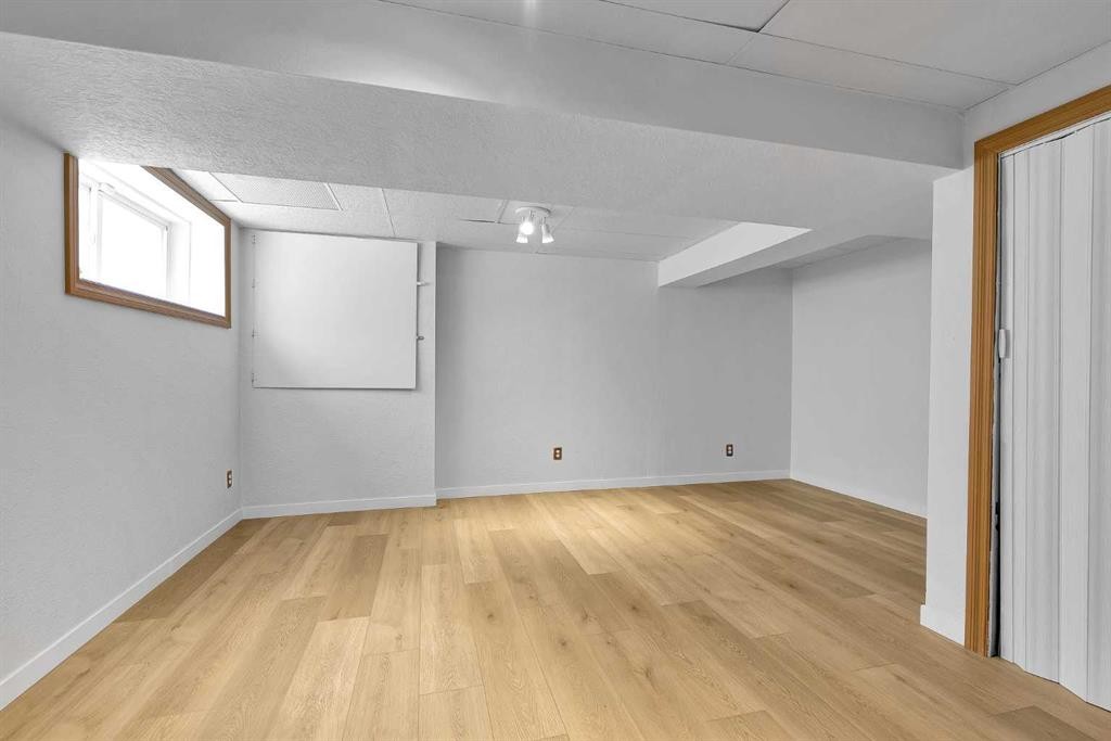 89 Covebrook Place Ne, Calgary, AB - Indoor Photo Showing Other Room