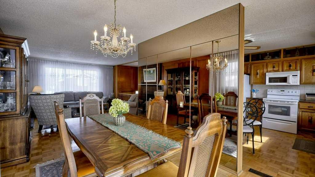 103 Rundlehorn Crescent Ne, Calgary, AB - Indoor Photo Showing Dining Room