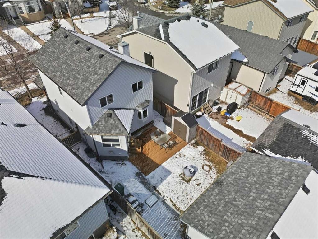 40 Eversyde Circle Sw, Calgary, AB - Outdoor