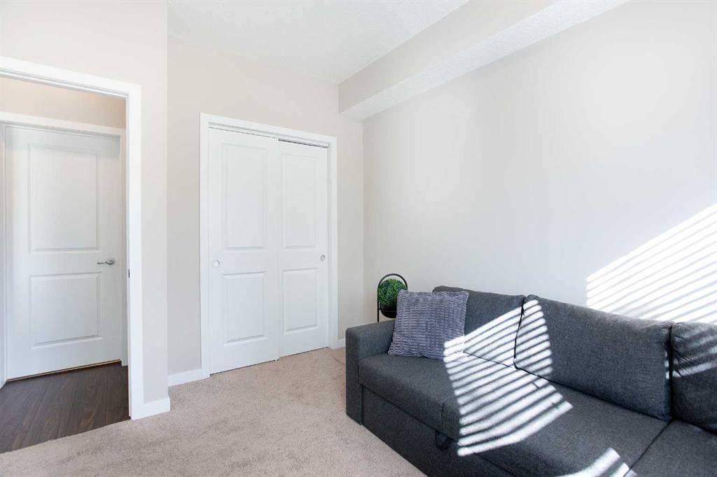 112-200 Cranfield Common Se, Calgary, AB - Indoor