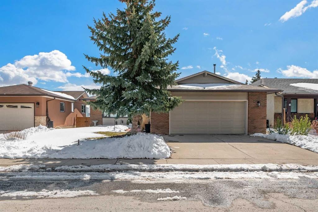 7715 67 Avenue Nw, Calgary, AB - Outdoor