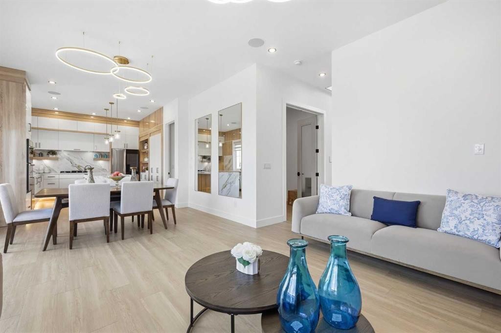 230 Royal Birch View Nw, Calgary, AB - Indoor