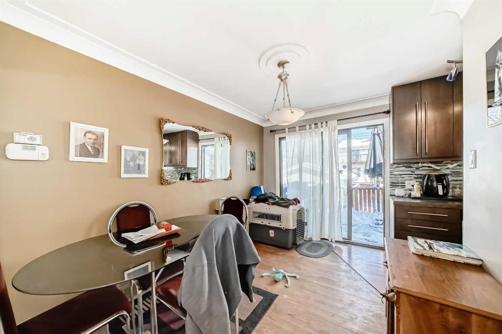 440 36 Avenue Nw, Calgary, AB - Indoor