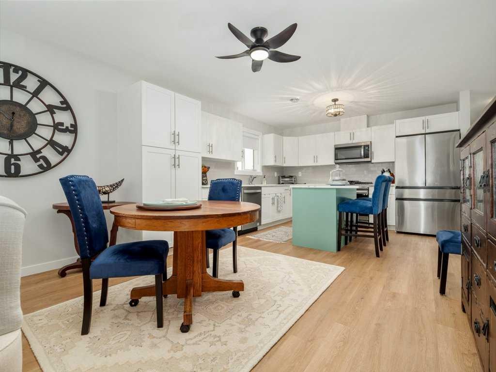 318 Whispering Way, Vulcan, AB - Indoor