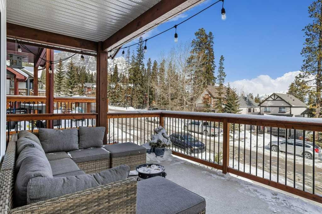 979 Wilson Way, Canmore, AB - Outdoor With Deck Patio Veranda
