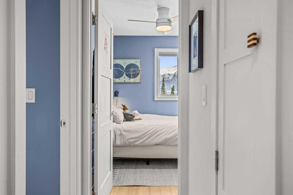 979 Wilson Way, Canmore, AB - Indoor