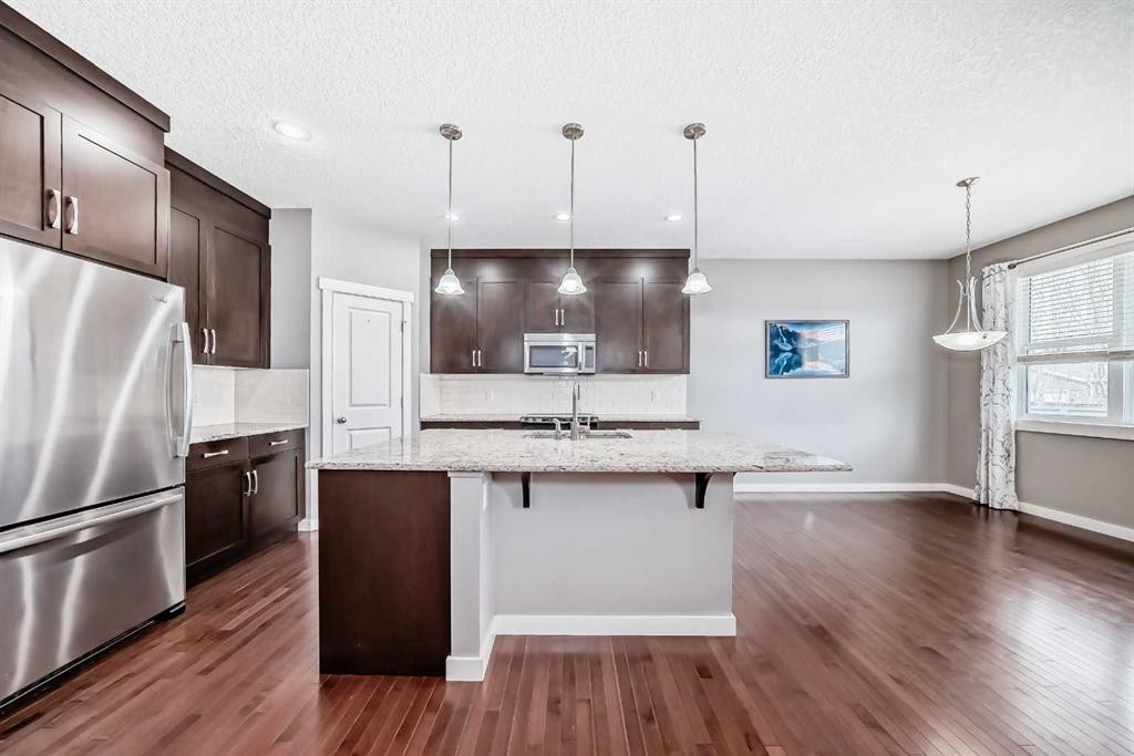 112 Chaparral Valley View Se, Calgary, AB - Indoor Photo Showing Kitchen With Upgraded Kitchen