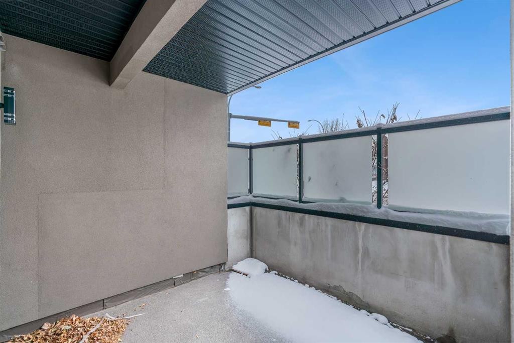 105-320 12 Avenue Ne, Calgary, AB - Outdoor With Exterior
