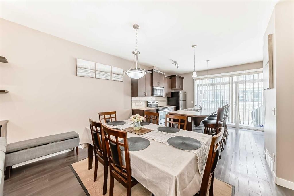 37 Skyview Ranch Gardens Ne, Calgary, AB - Indoor Photo Showing Dining Room