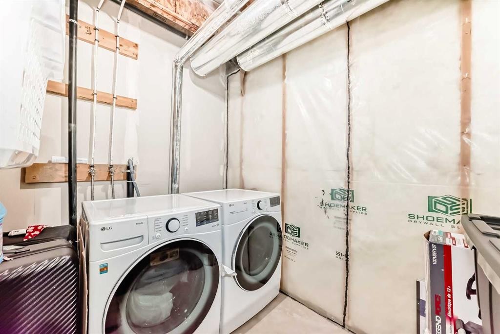 37 Skyview Ranch Gardens Ne, Calgary, AB - Indoor Photo Showing Laundry Room
