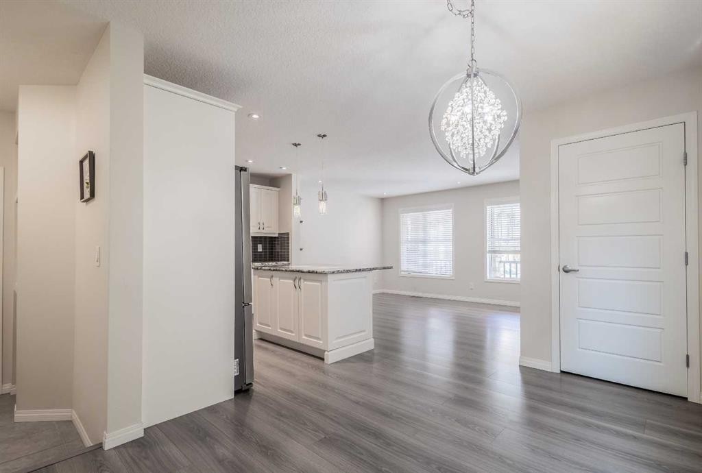271 Windford Crescent Sw, Airdrie, AB - Indoor Photo Showing Other Room