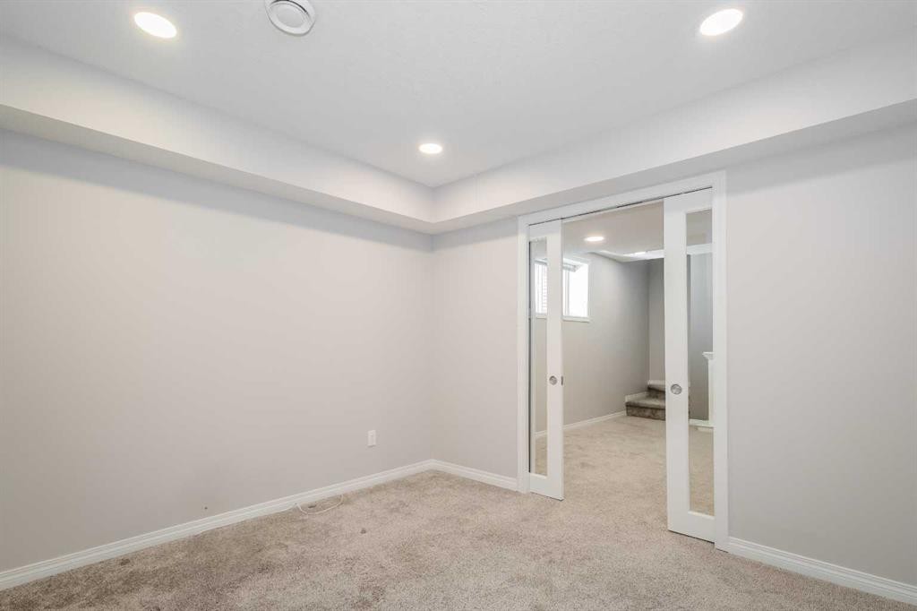 271 Windford Crescent Sw, Airdrie, AB - Indoor Photo Showing Other Room
