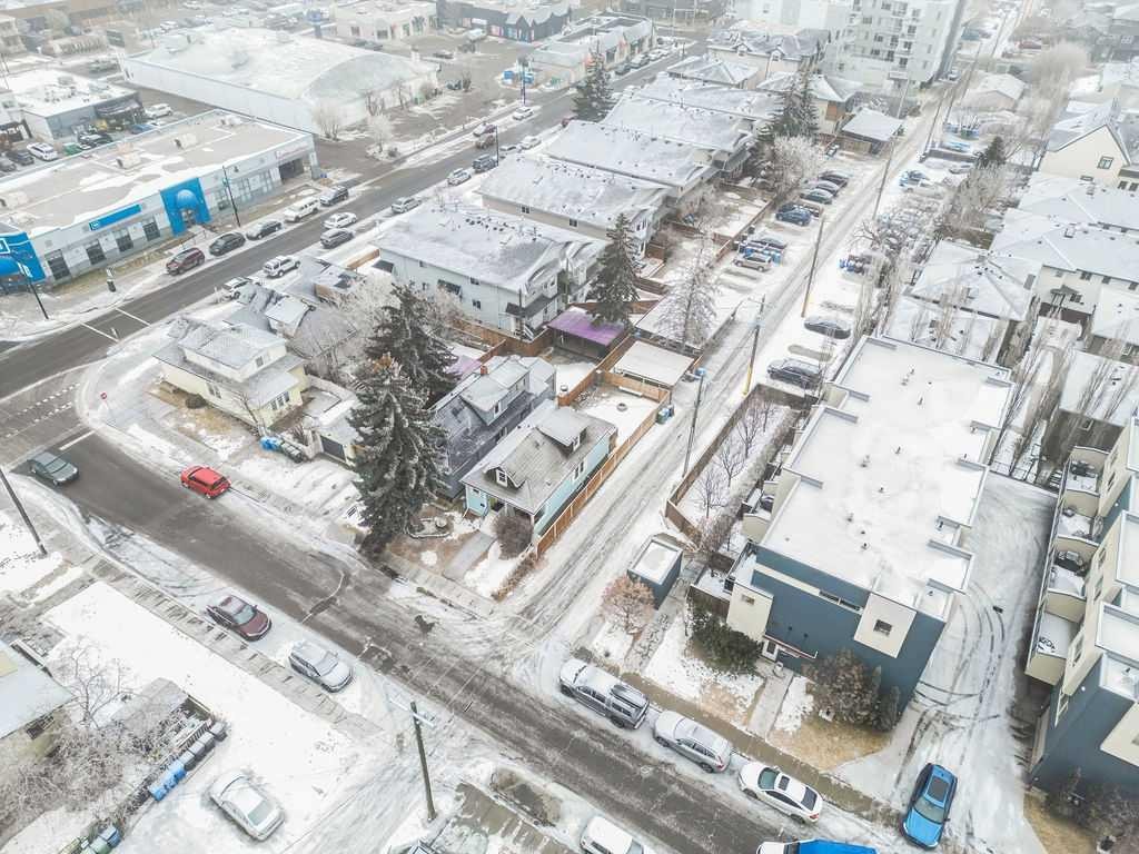 3510 21 Street Sw, Calgary, AB - With View