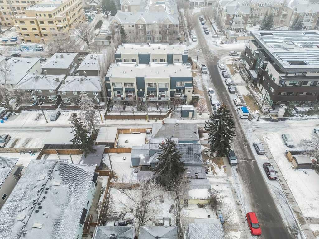 3510 21 Street Sw, Calgary, AB - Outdoor With View