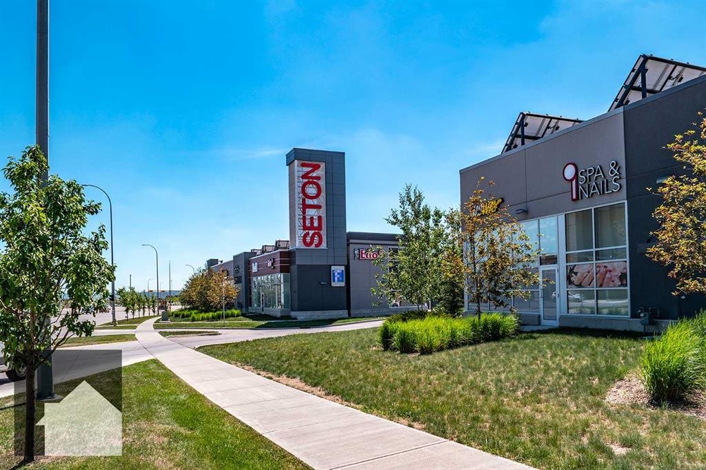 265 Seton Circle Se, Calgary, AB - Outdoor
