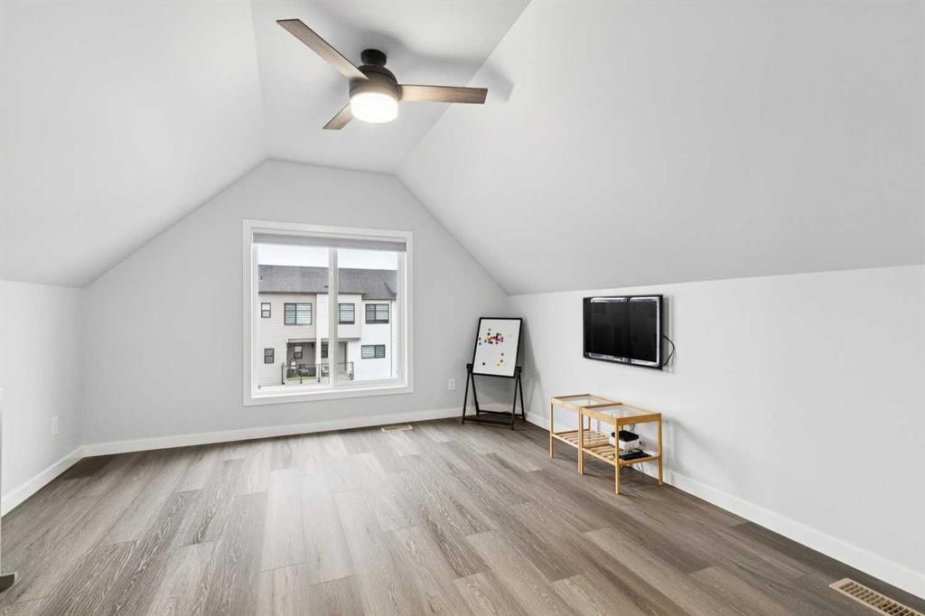 27 Masters Manor Se, Calgary, AB - Indoor Photo Showing Other Room