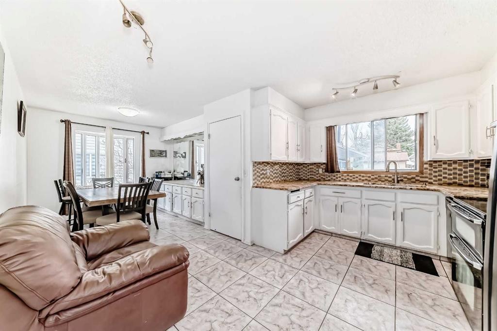 5411 Temple Road Ne, Calgary, AB - Indoor