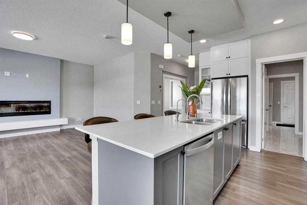 47 Corner Meadows Row Ne, Calgary, AB - Indoor Photo Showing Kitchen With Double Sink With Upgraded Kitchen