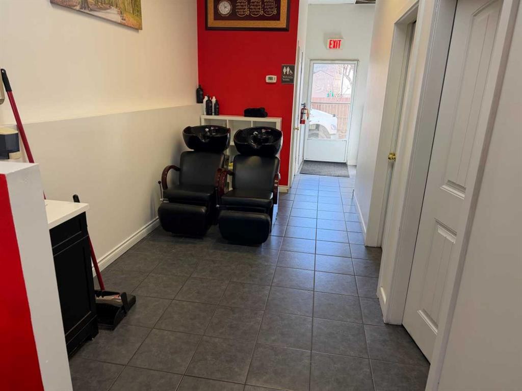 3151 34 Avenue Se, Calgary, AB