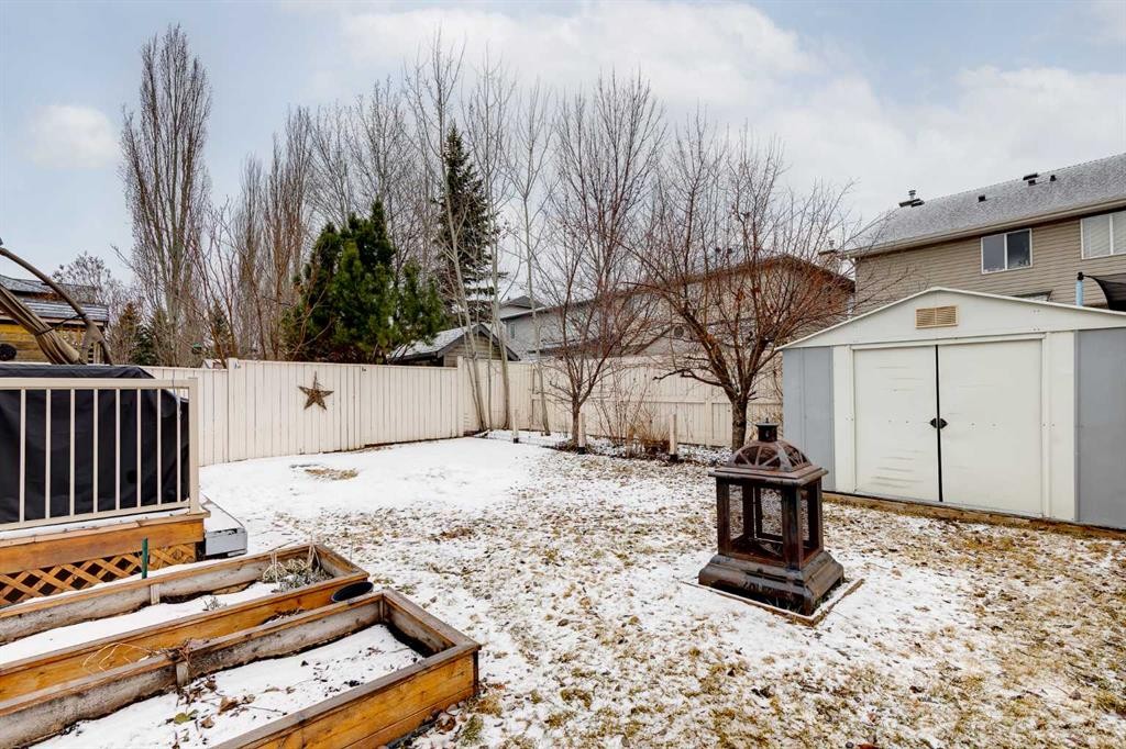 96 Chapala Square Se, Calgary, AB - Outdoor
