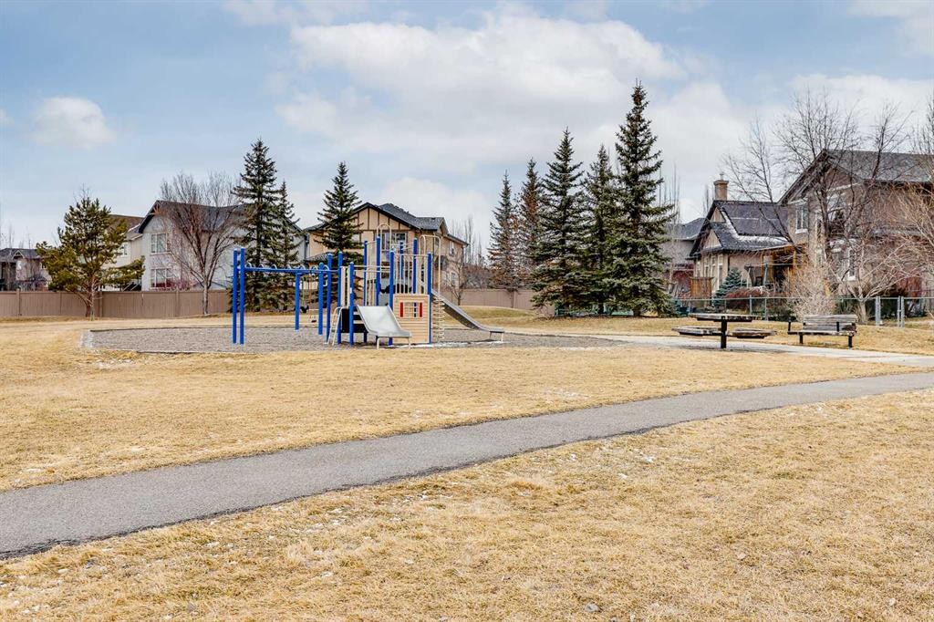 96 Chapala Square Se, Calgary, AB - Outdoor