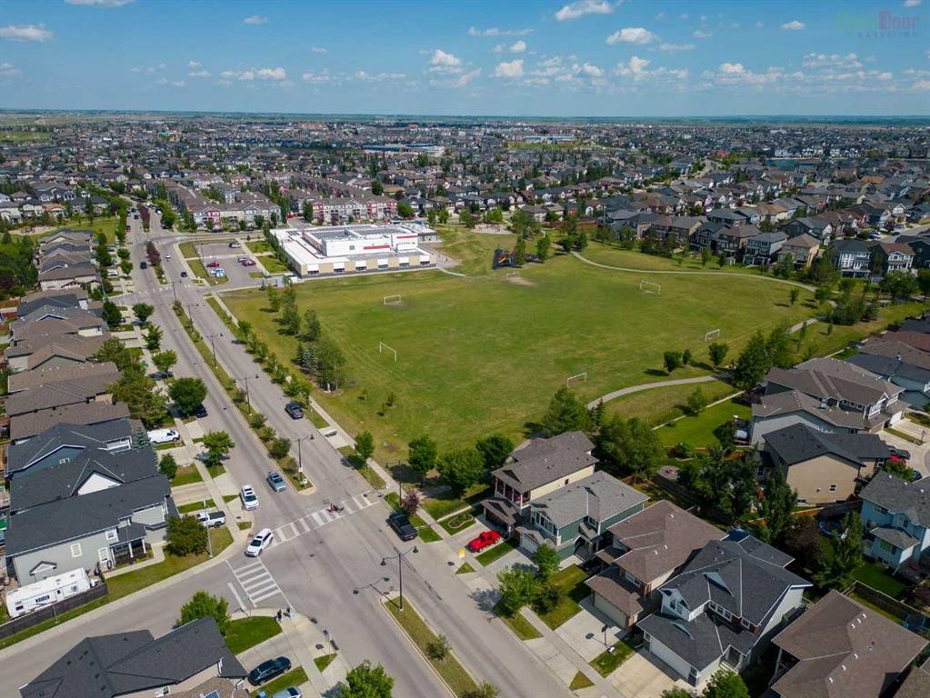 46 Autumn Crescent Se, Calgary, AB - Outdoor With View