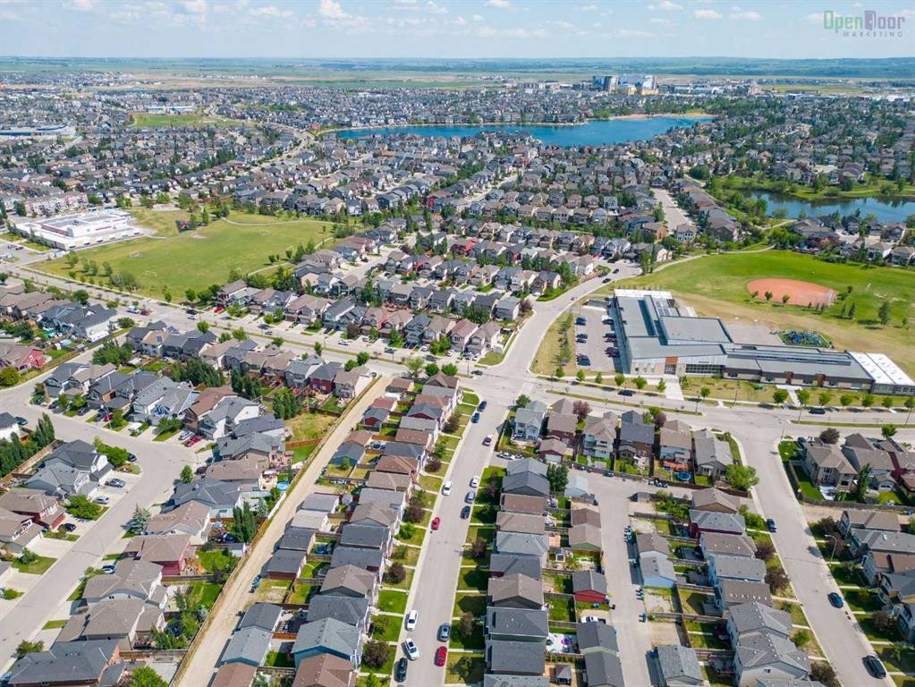 46 Autumn Crescent Se, Calgary, AB - Outdoor With View