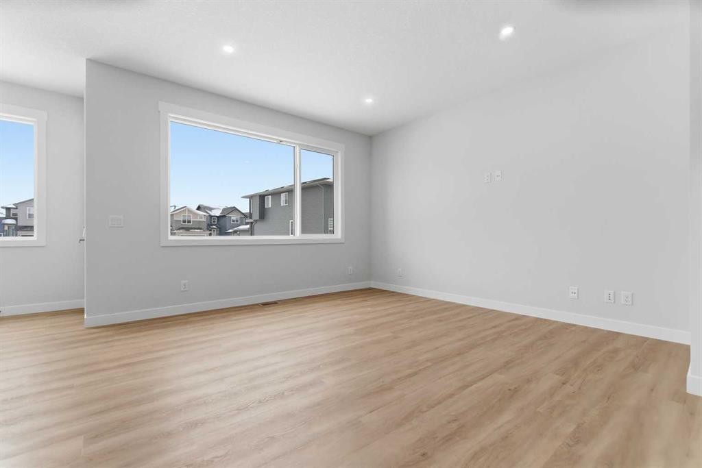 358 Corner Glen Way Ne, Calgary, AB - Indoor Photo Showing Other Room