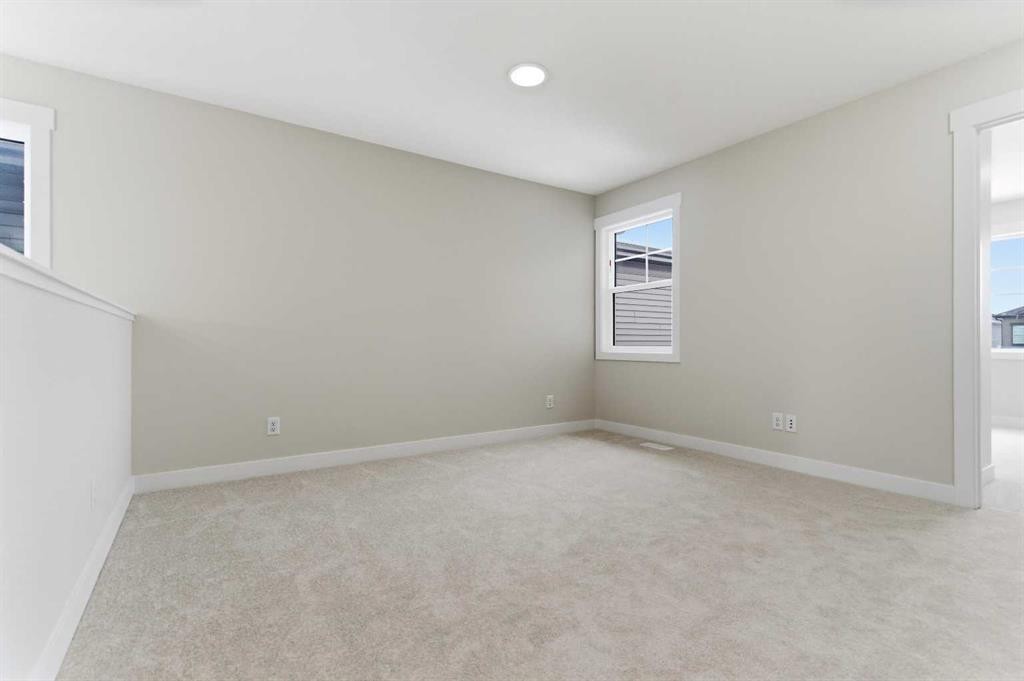 358 Corner Glen Way Ne, Calgary, AB - Indoor Photo Showing Other Room