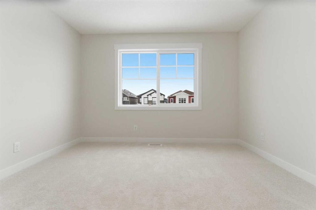 358 Corner Glen Way Ne, Calgary, AB - Indoor Photo Showing Other Room