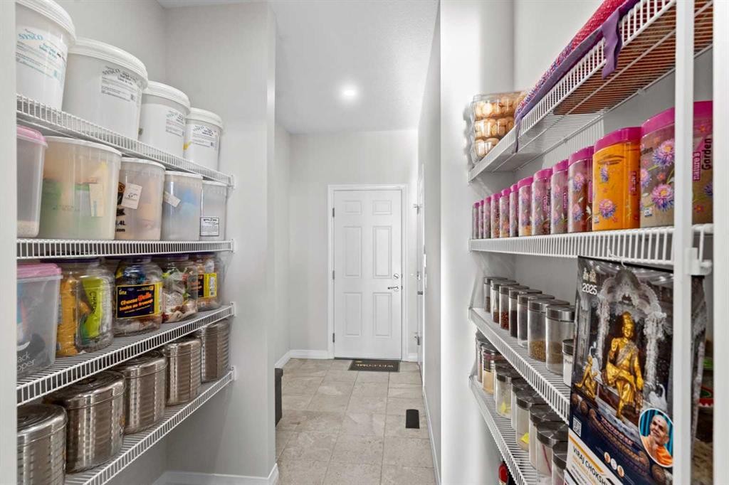 437 Corner Meadows Way Ne, Calgary, AB - Indoor Photo Showing Other Room