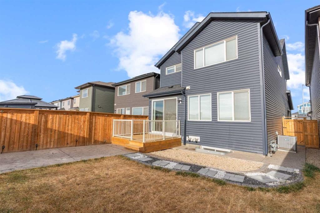 437 Corner Meadows Way Ne, Calgary, AB - Outdoor With Exterior
