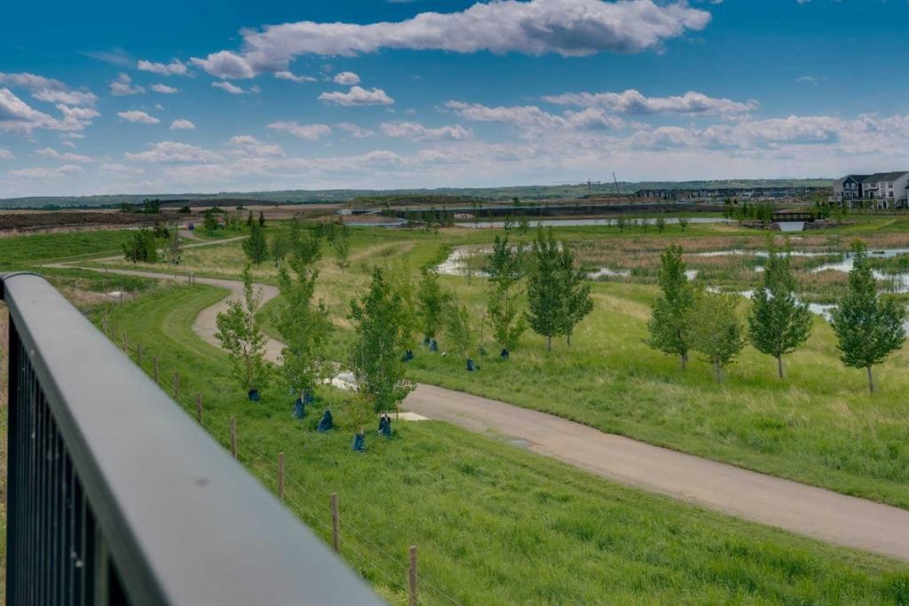 23 Savoy Terrace Se, Calgary, AB - Outdoor