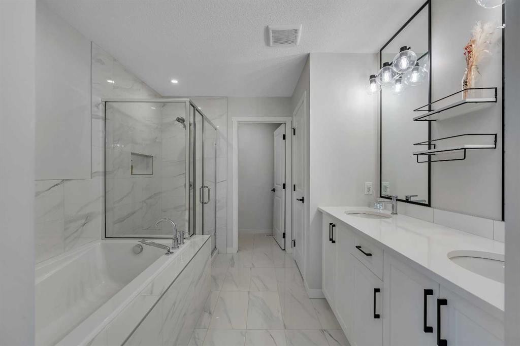 23 Savoy Terrace Se, Calgary, AB - Indoor