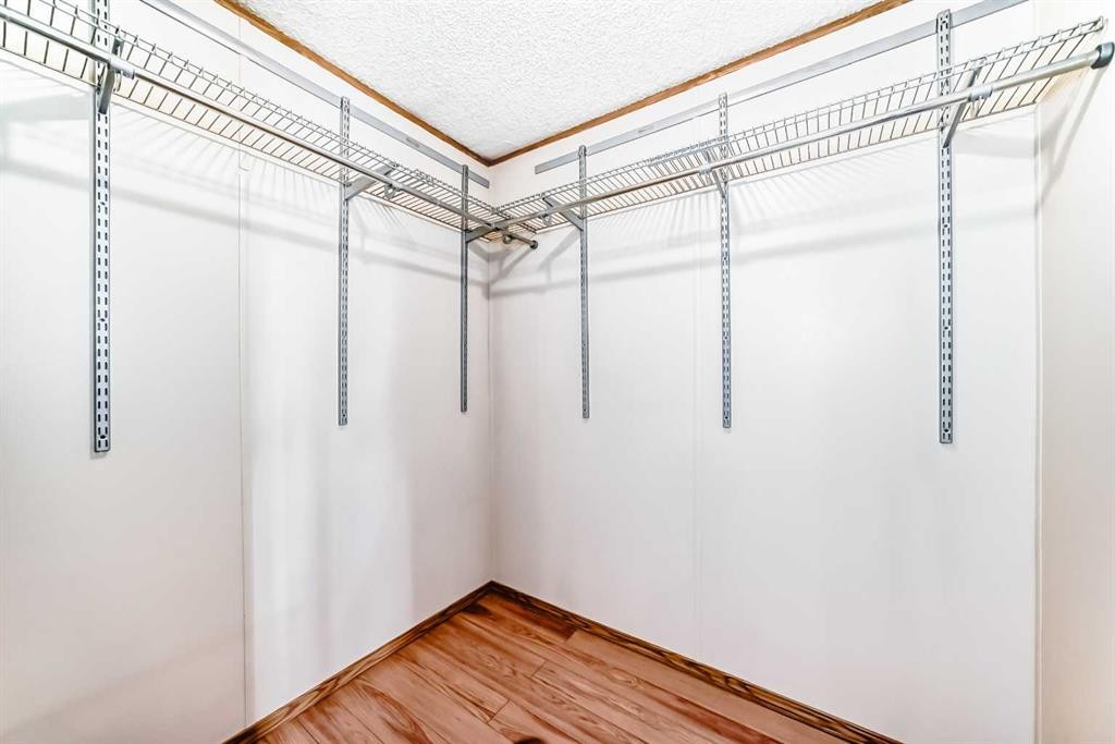 272 Burroughs Circle Ne, Calgary, AB