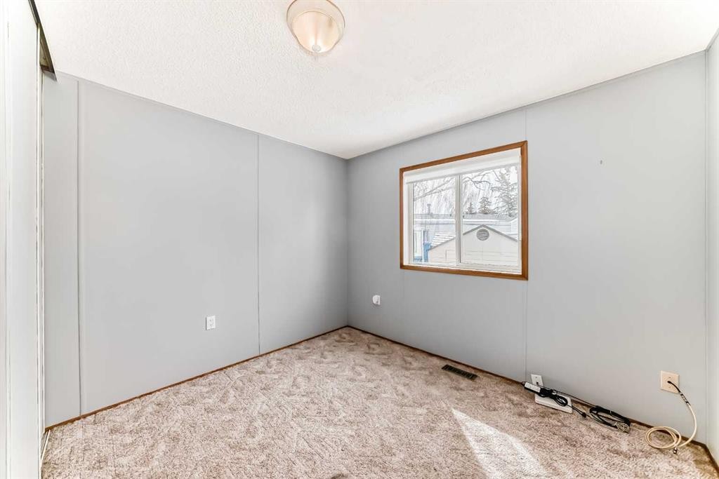 272 Burroughs Circle Ne, Calgary, AB