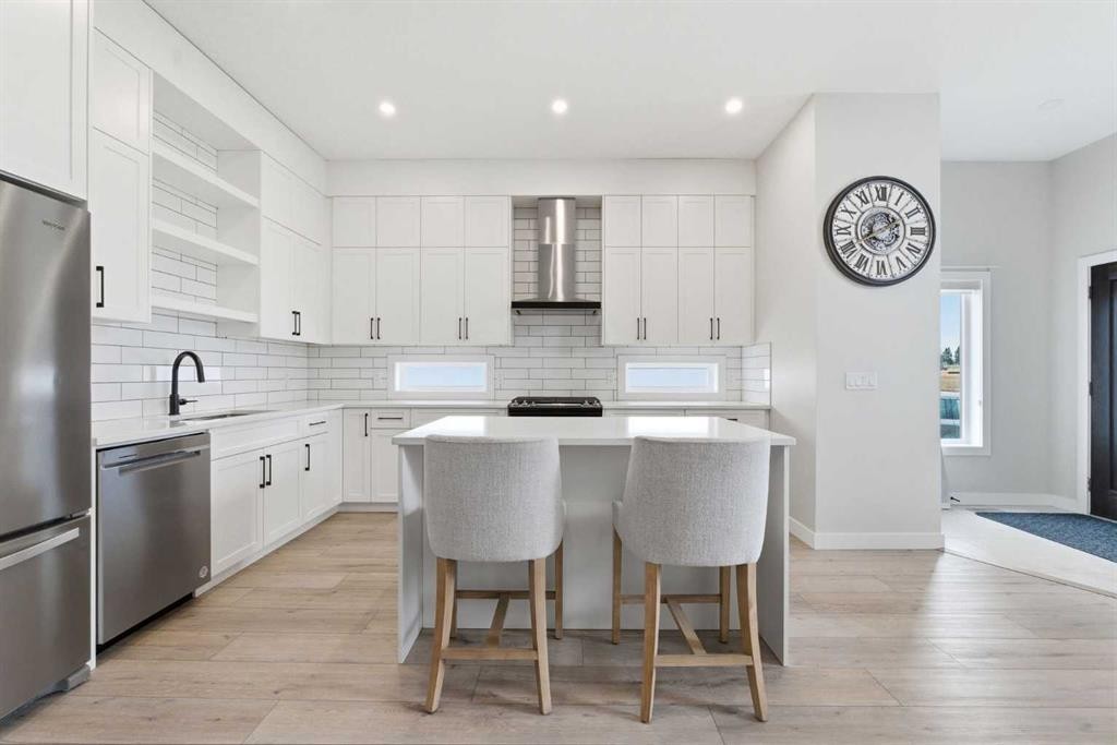 56 Iris Crescent, Okotoks, AB - Indoor Photo Showing Other Room