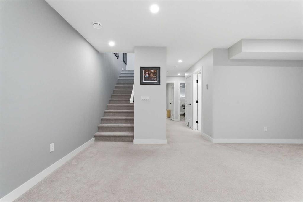 56 Iris Crescent, Okotoks, AB - Indoor Photo Showing Other Room