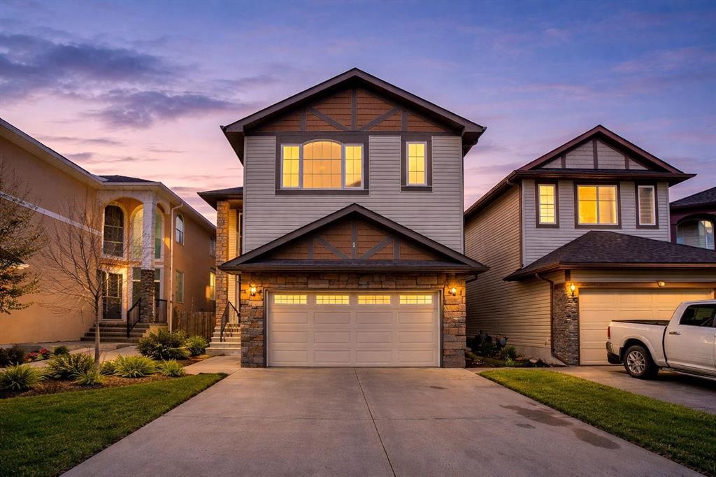 9 Saddlelake Grove Ne, Calgary, AB - Outdoor With Facade