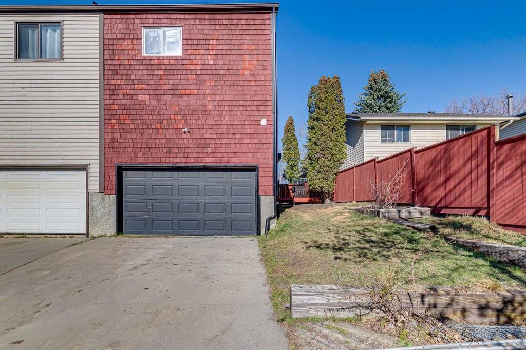 37 Ranch Glen Drive Nw, Calgary, AB - Outdoor With Exterior