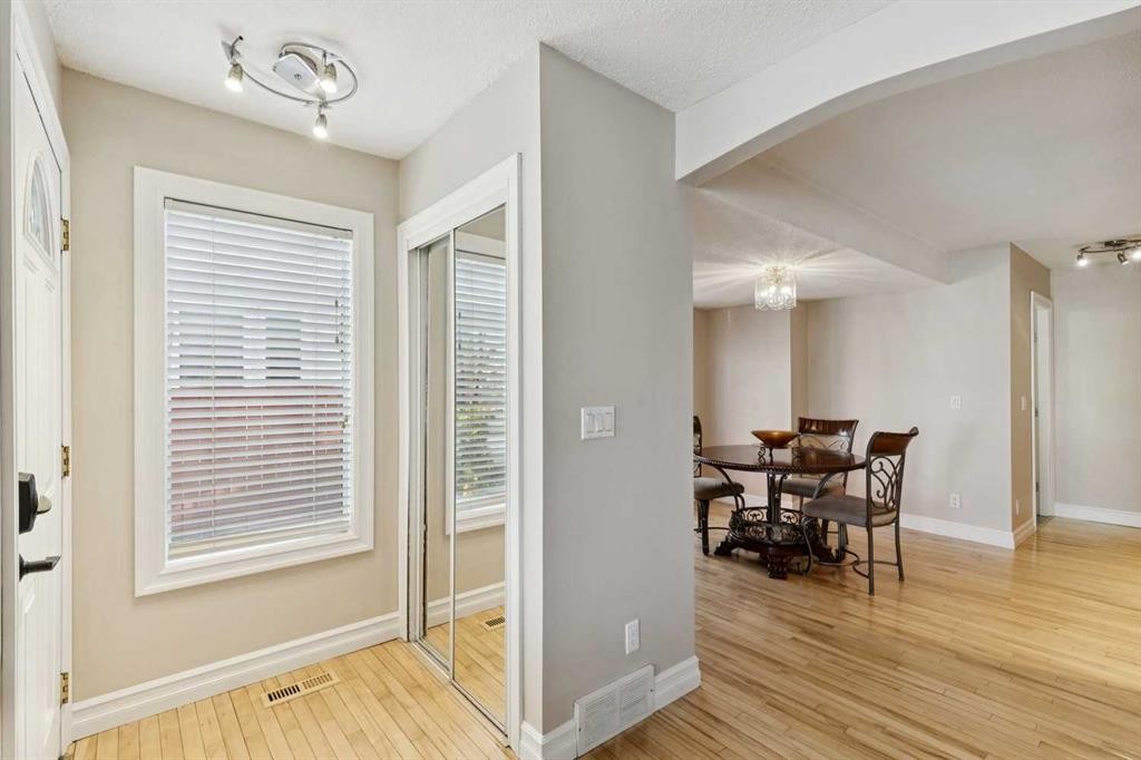37 Ranch Glen Drive Nw, Calgary, AB - Indoor