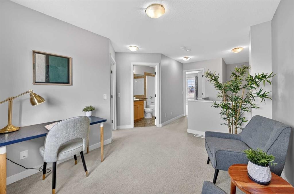 150 Everridge Common Sw, Calgary, AB - Indoor