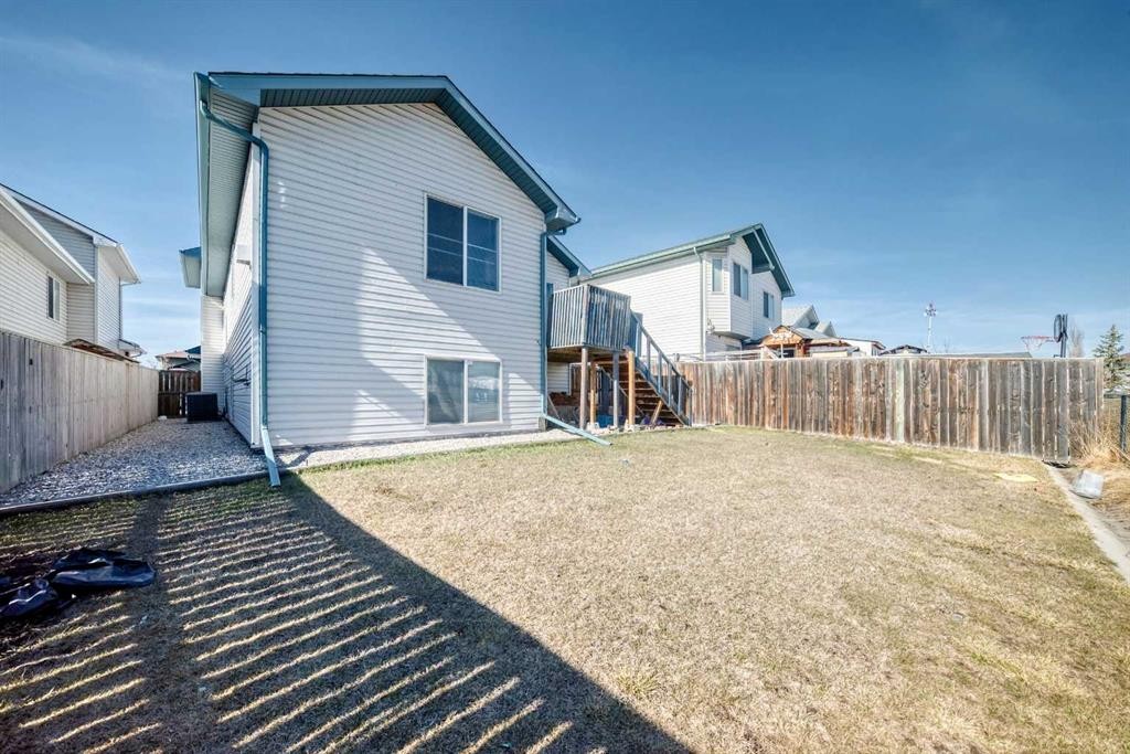 22 Applestone Park Se, Calgary, AB - Outdoor With Exterior