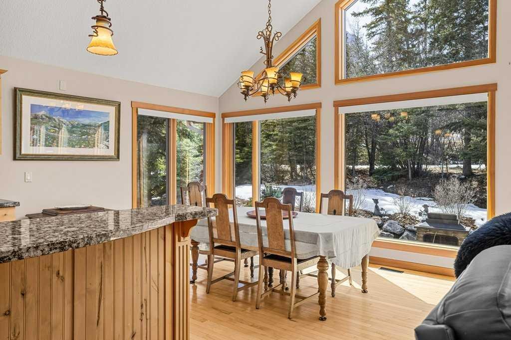 108 Casale Place, Canmore, AB - Indoor Photo Showing Dining Room