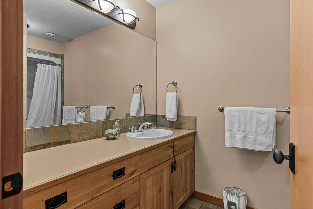 108 Casale Place, Canmore, AB - Indoor Photo Showing Bathroom
