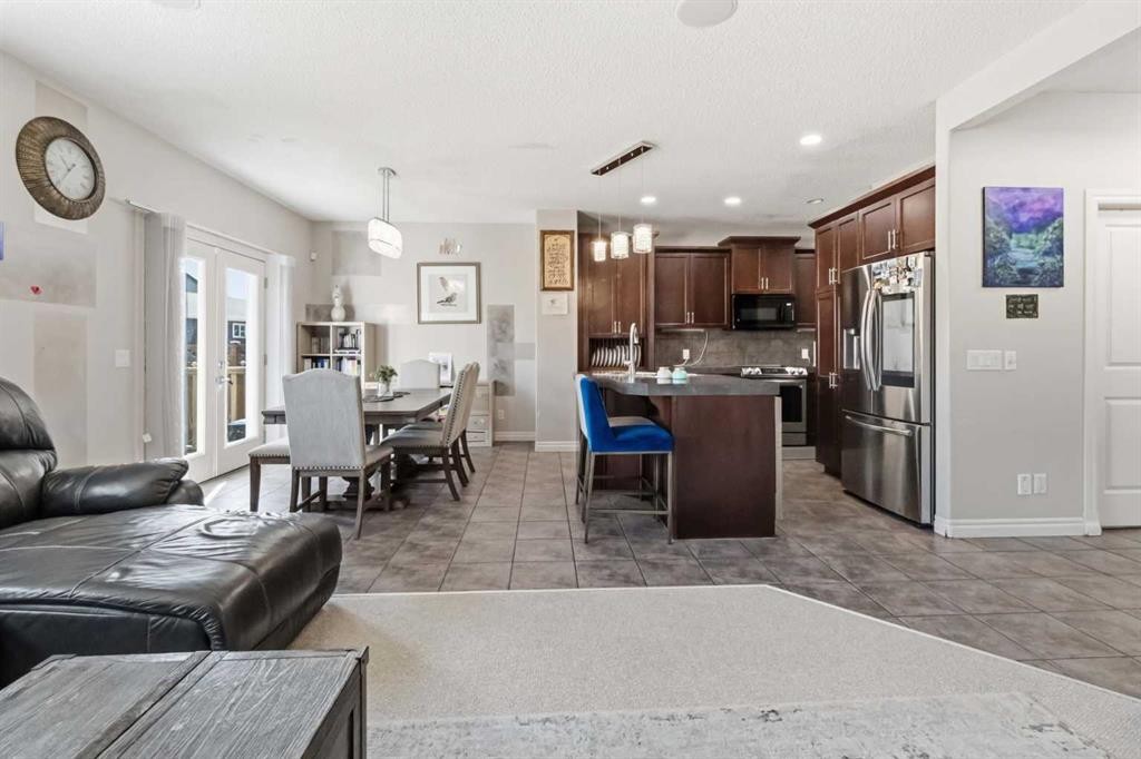 19 Saddleland Drive, Calgary, AB - Indoor