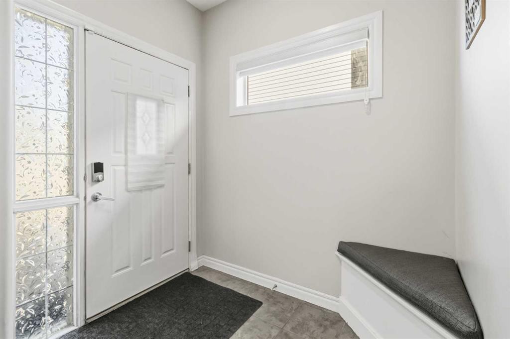 19 Saddleland Drive, Calgary, AB - Indoor Photo Showing Other Room