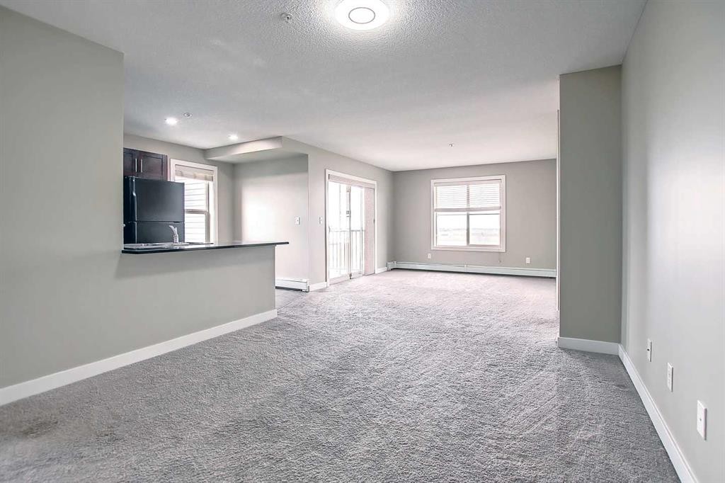 301-355 Taralake Way Ne, Calgary, AB - Indoor Photo Showing Other Room